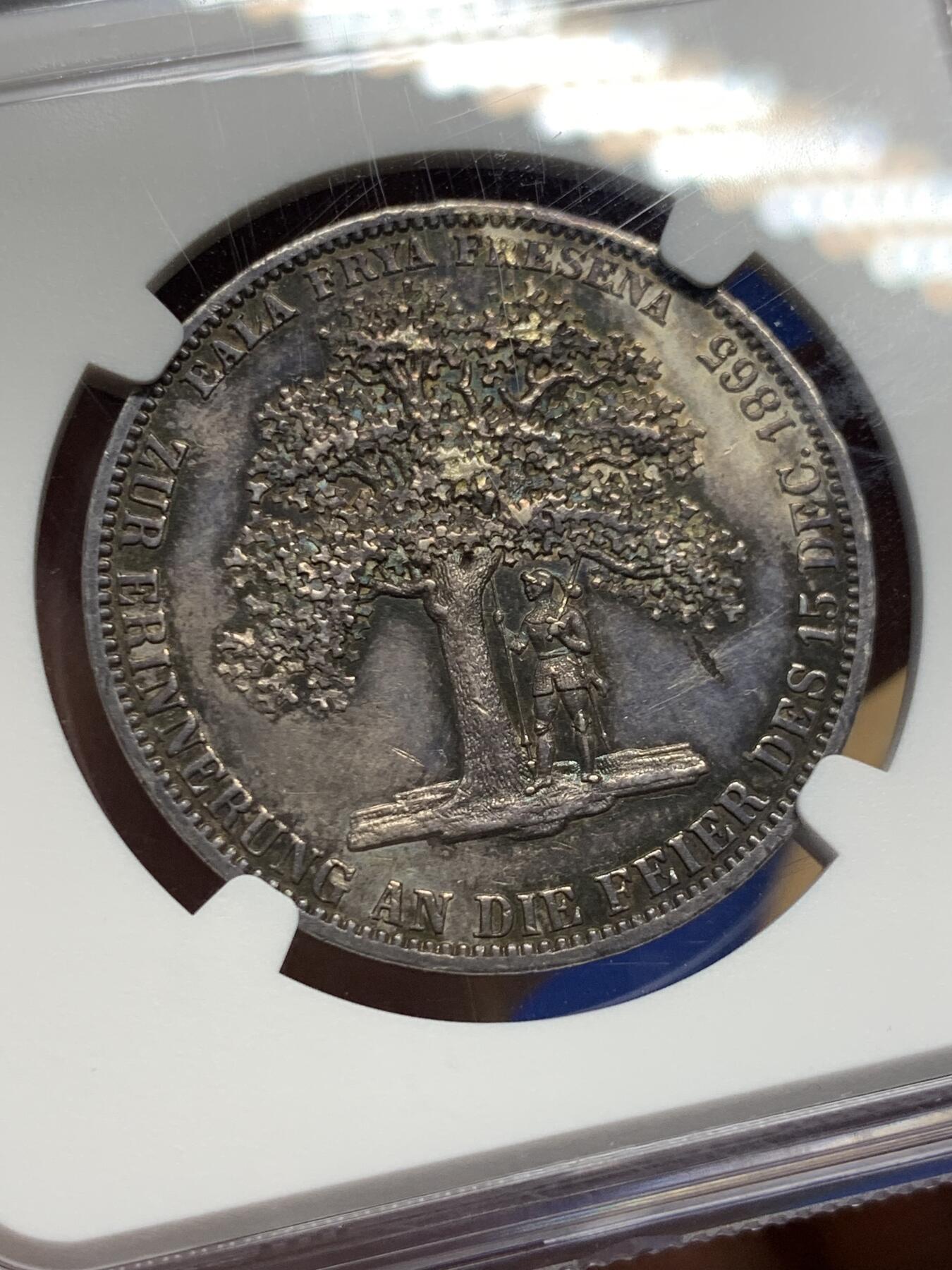 《竞宝斋》第421场 周日，周一，周二  3场连拍 （全场包邮） NGC MS62 德国 1865年 汉诺威 名誉品 橡树泰勒 细节状态好 原味带彩包浆 值得收藏