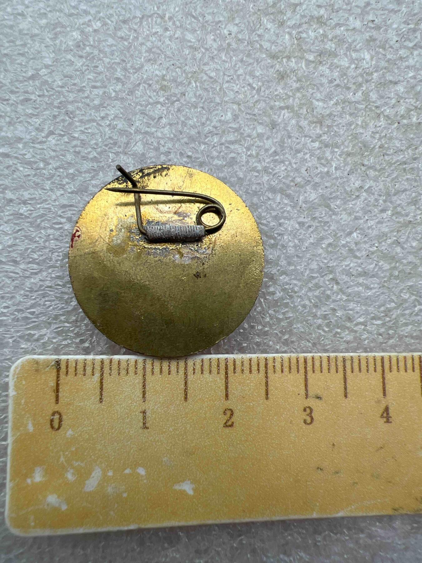 真品像章纪念章、老旧书籍、 真品像章、纪念章