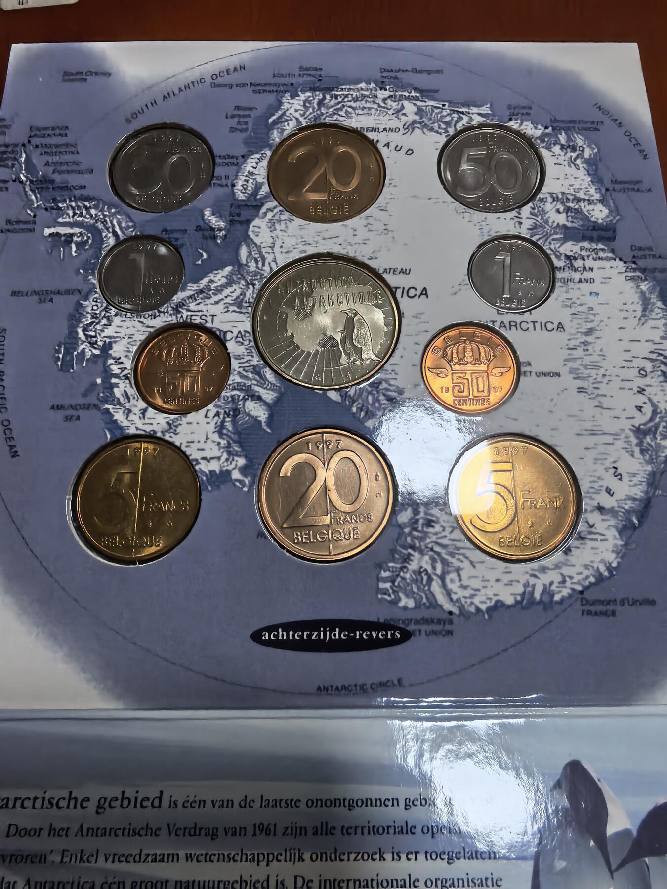 长老汇蛇年精选第五十一场拍卖 1997比利时10枚套装，卡装，含1枚圆章