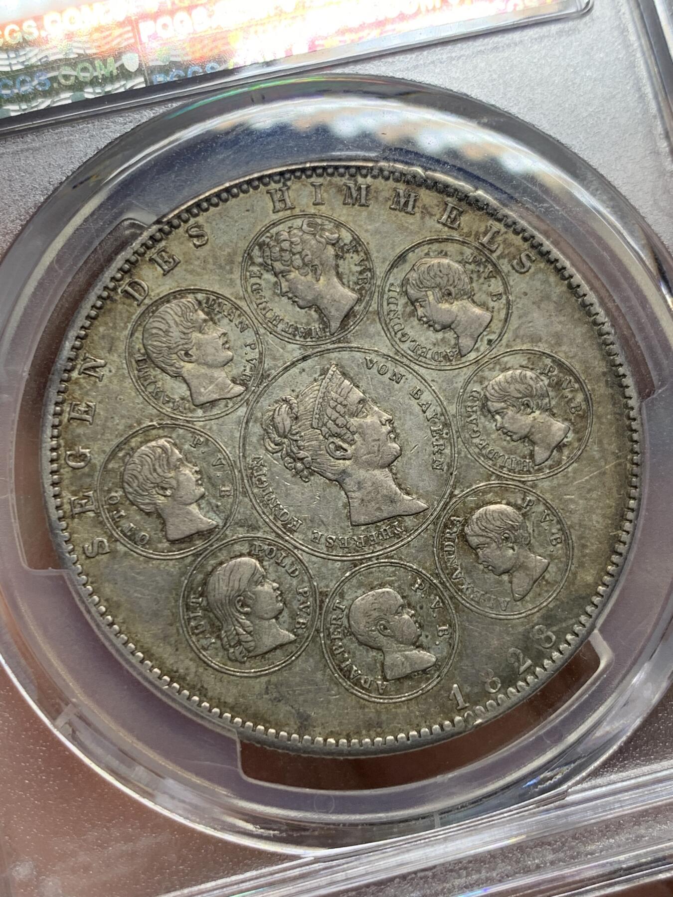 《竞宝斋》第421场 周日，周一，周二  3场连拍 （全场包邮） PCGS AU55 德国 1828年 巴伐利亚路德维希一世全家福1泰勒银币 欧洲纸袋老彩
