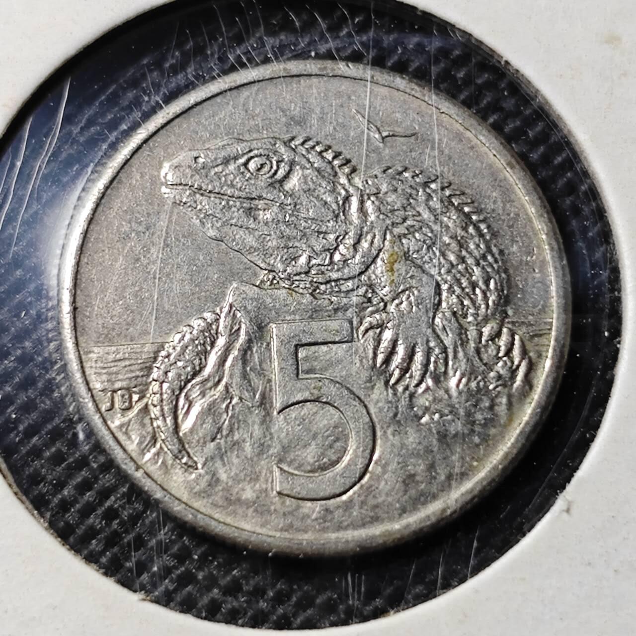 KK钱币收藏小铺 第346场 2月预留时间 周末发货 1985新西兰5分 浅雕版
