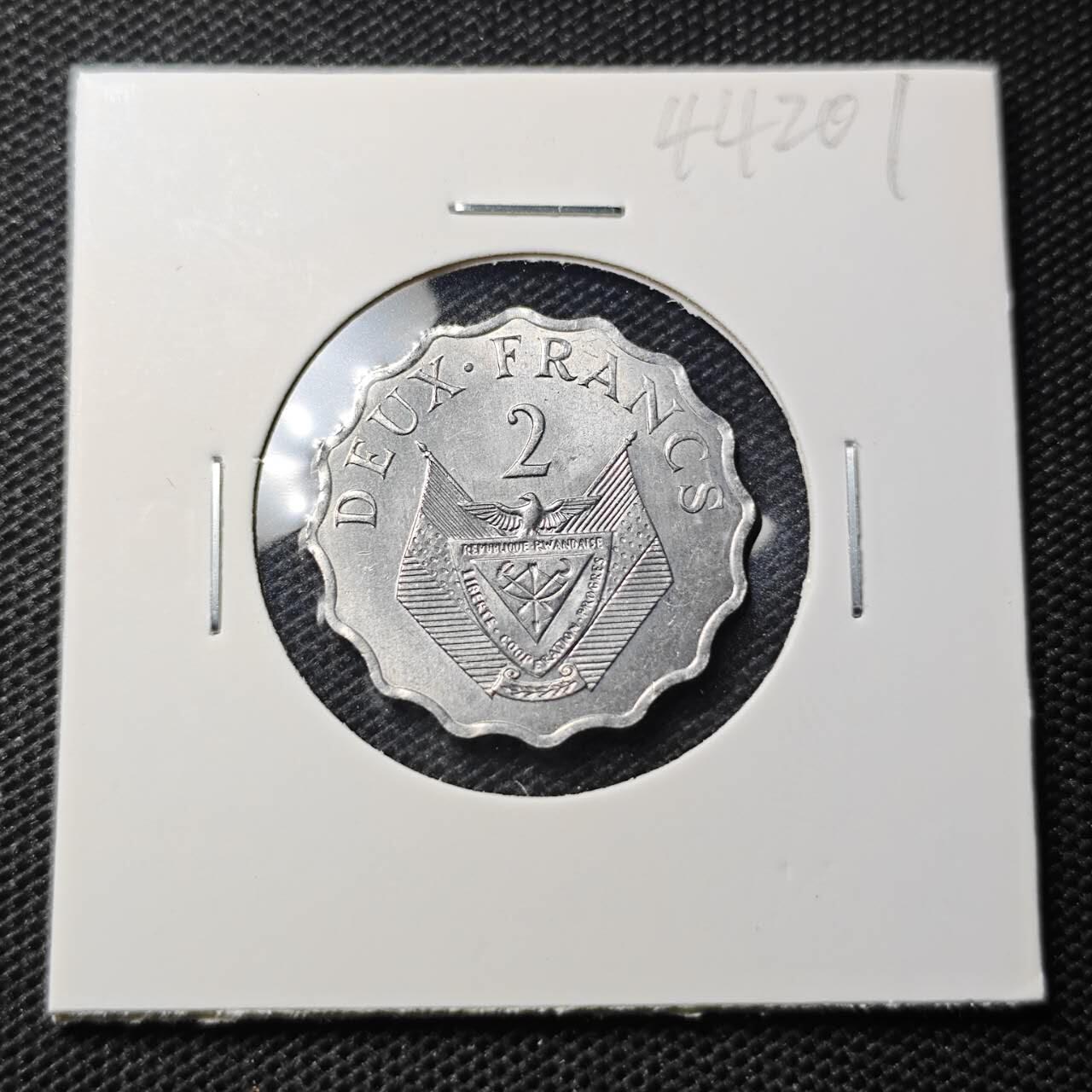 KK钱币收藏小铺 第344场 2月预留时间 周末发货 1970卢旺达2法郎 