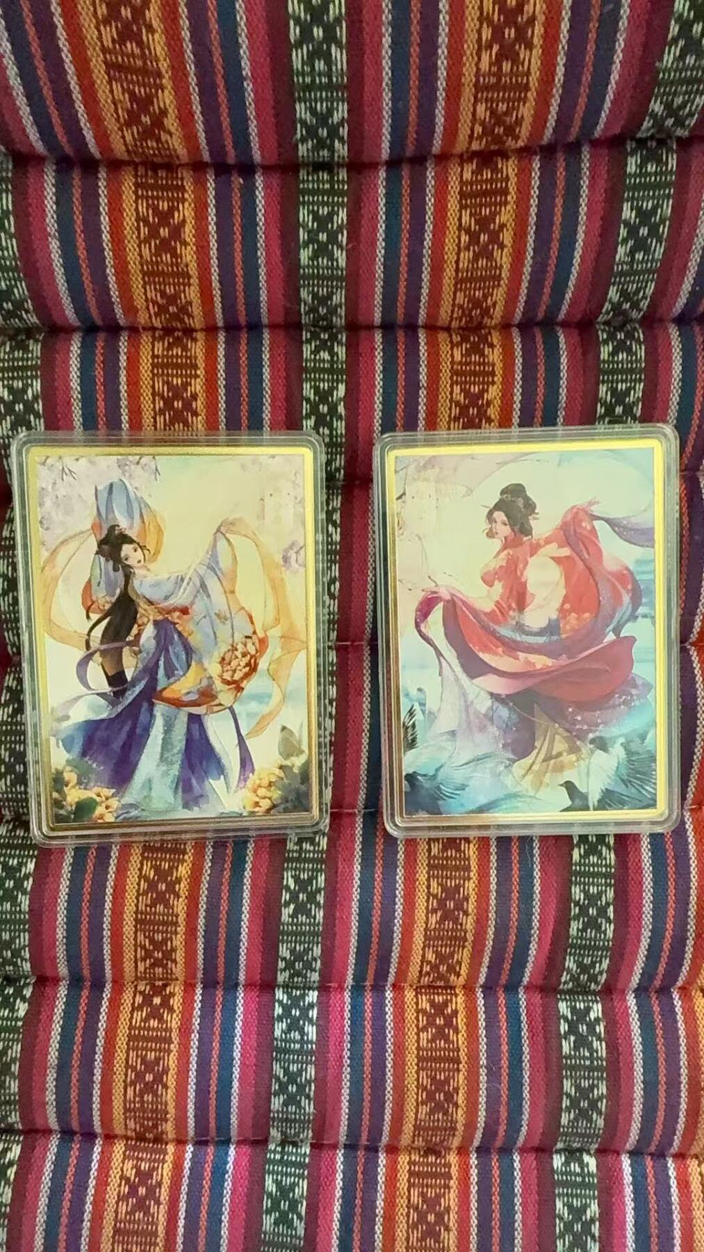 光影卡牌第23期，各家亲签，各家套卡，持续收拍品 赵飞燕+赵合德浮雕金属卡