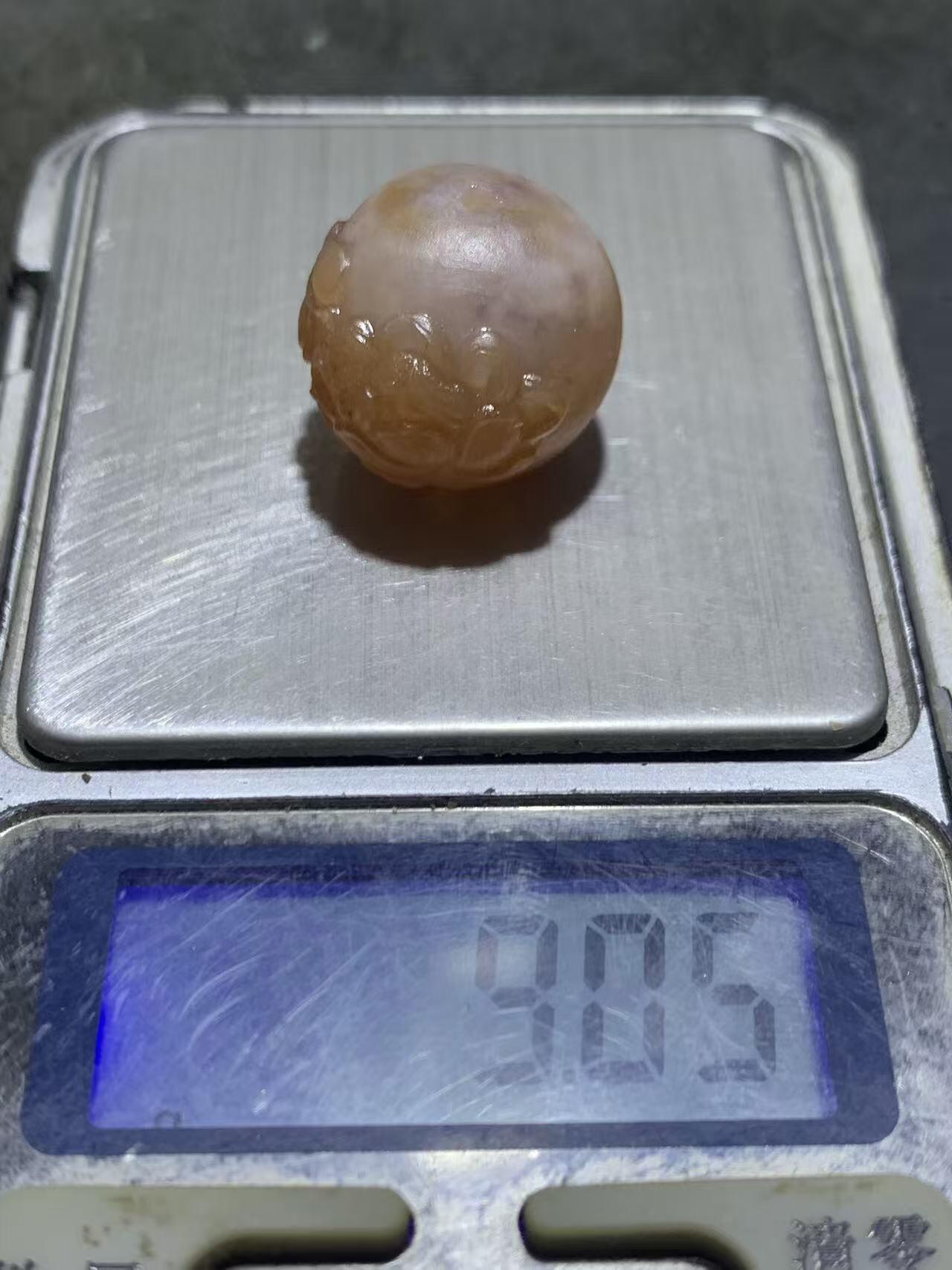 精美亚光冰飘冻料战国红玛瑙手工雕刻蝶恋花随形珠一颗