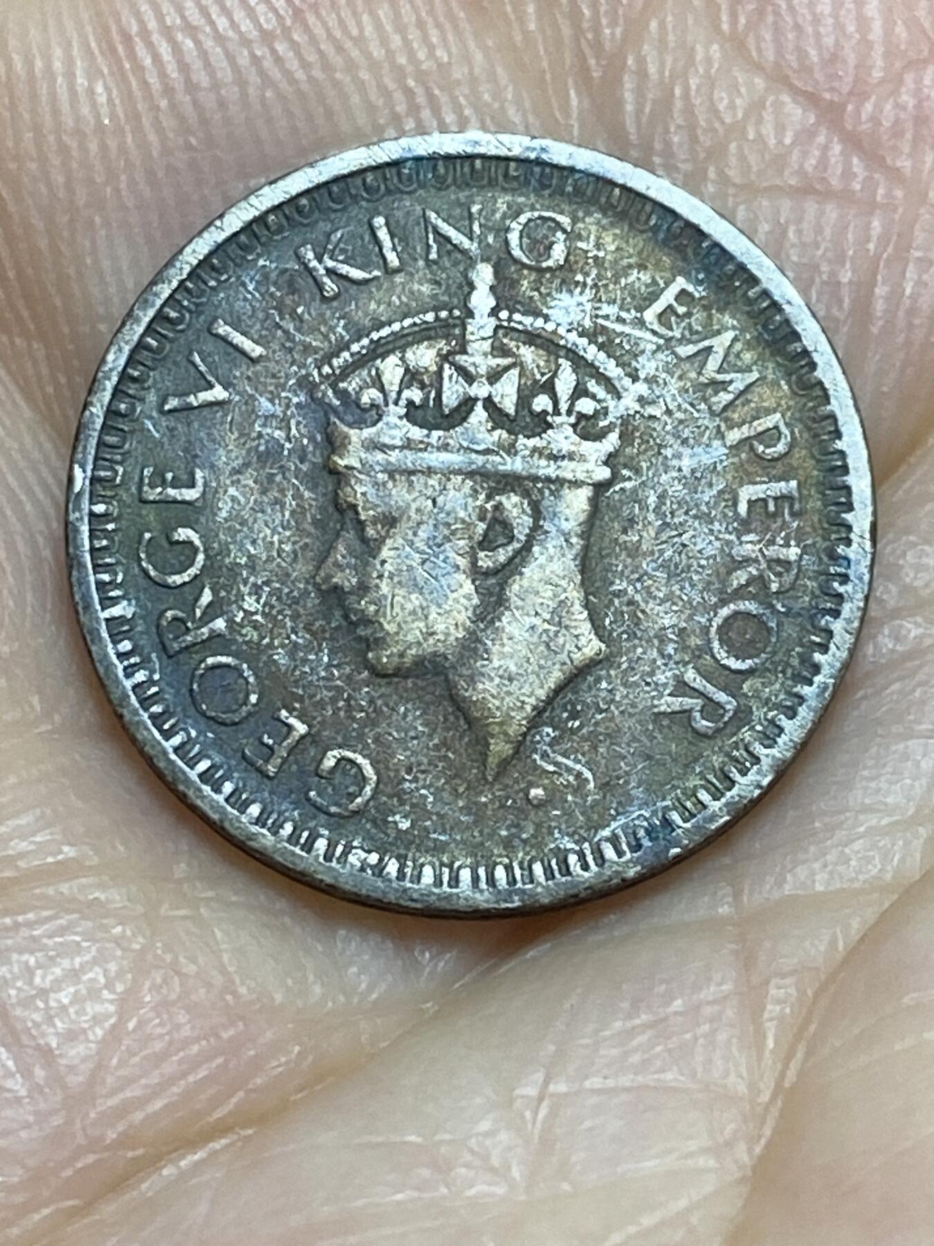 2025年第九十五场(总第一百二十一场）外国好品散币(免佣金) 英属印度1943年1/4卢比银币(乔治六世第五版，安全边，花下带点B版孟买造，500银)