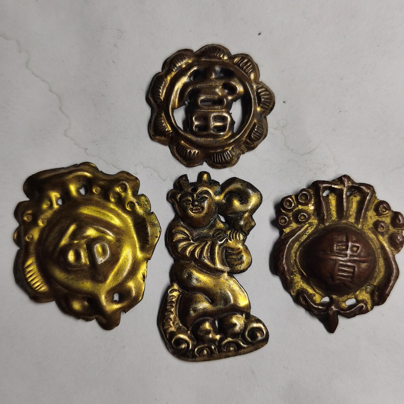 藏珍品阁专场76期 清末鎏金，有银的，有铜的