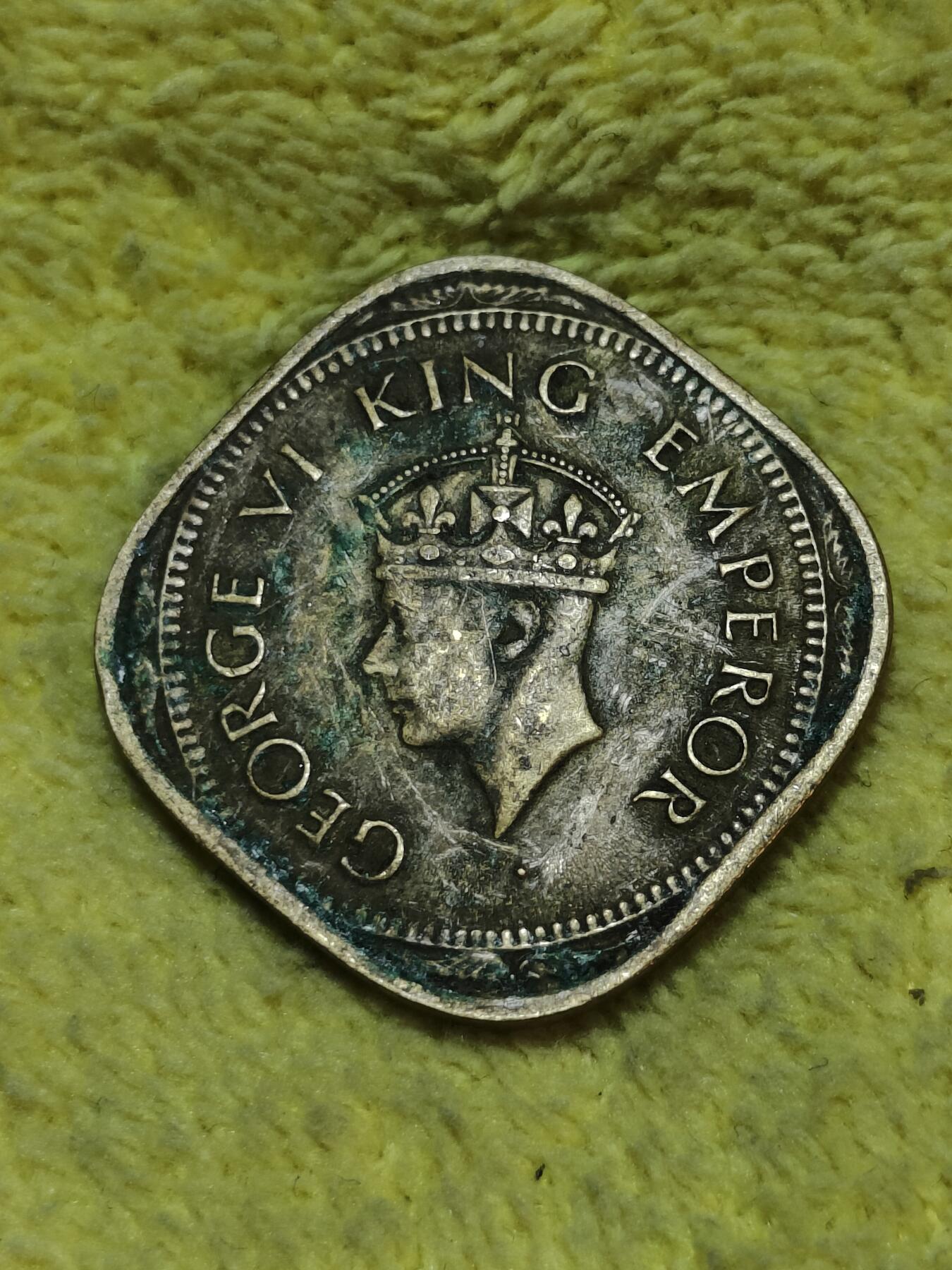 2025年第九十五场(总第一百二十一场）外国好品散币(免佣金) 英属印度1944年2安娜(乔治六世时期第三版，b版孟买造，Small 4–小4版)