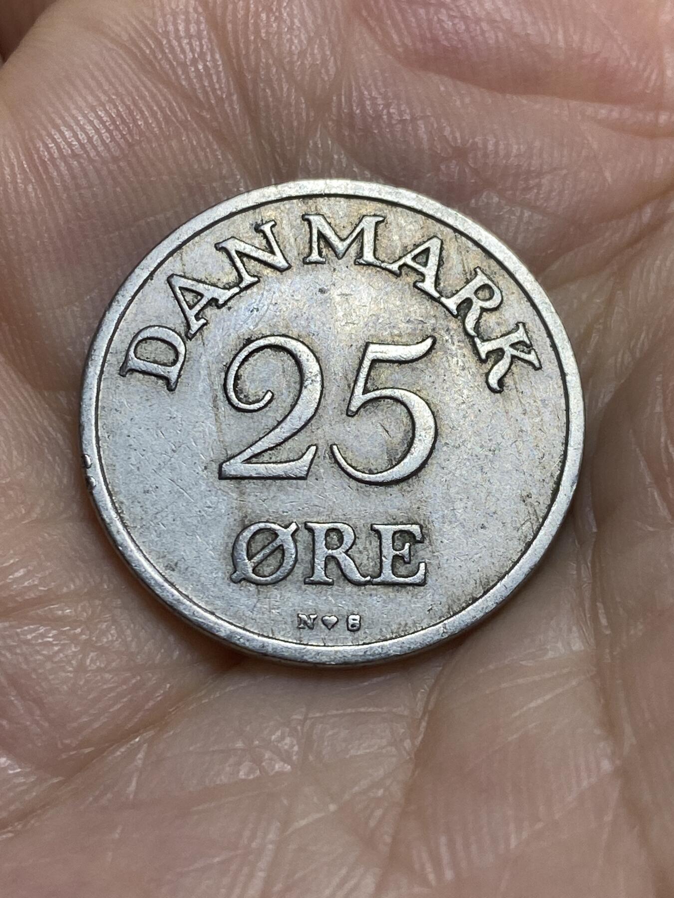 2025年第九十五场(总第一百二十一场）外国好品散币(免佣金) 丹麦🇩🇰1950年25欧尔(弗雷德里克九世第一版，N; S版)