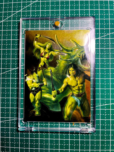 【关注参拍有赠卡】显眼宝33期  9.26日晚21:50结束 - 【带卡砖】著名 1994 Boris Vallejo 鲍里斯·瓦莱约 插画 Golden AX卡牌一张 保存良好  银闪 63*88
