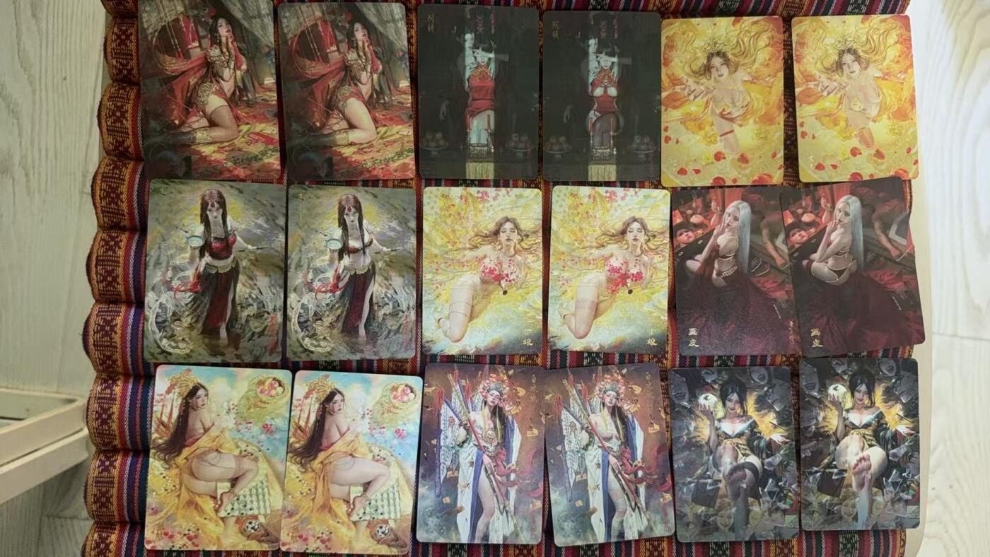 光影卡牌第23期，各家亲签，各家套卡，持续收拍品 妖姬传冷烫普卡31个人物62张