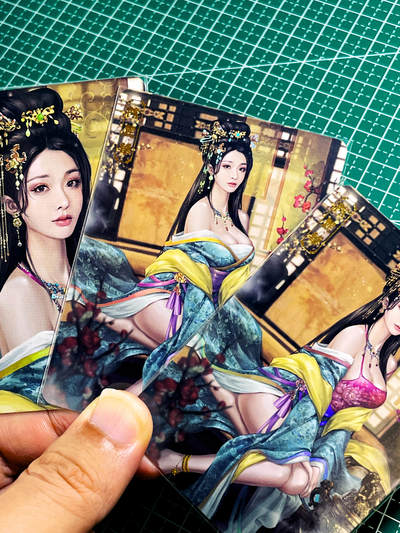 【关注参拍有赠卡】显眼宝33期  9.26日晚21:50结束 - 【全网限量限定编号】卡将卡牌 绝代芳华 阴丽华一套三张 彩闪 63*88 