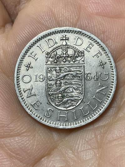 2025年第九十六场(总第一百二十二场）外国好品散币(免佣金) - 英国🇬🇧1964年1先令(伊丽莎白二世青年桂冠，英格兰盾徽版第二版)