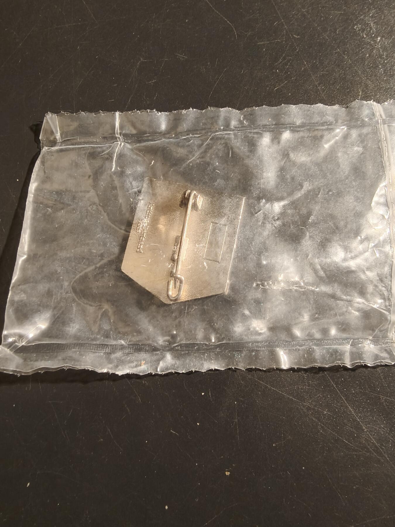老王徽章第151期 喀麦隆第13工兵团证章     原袋