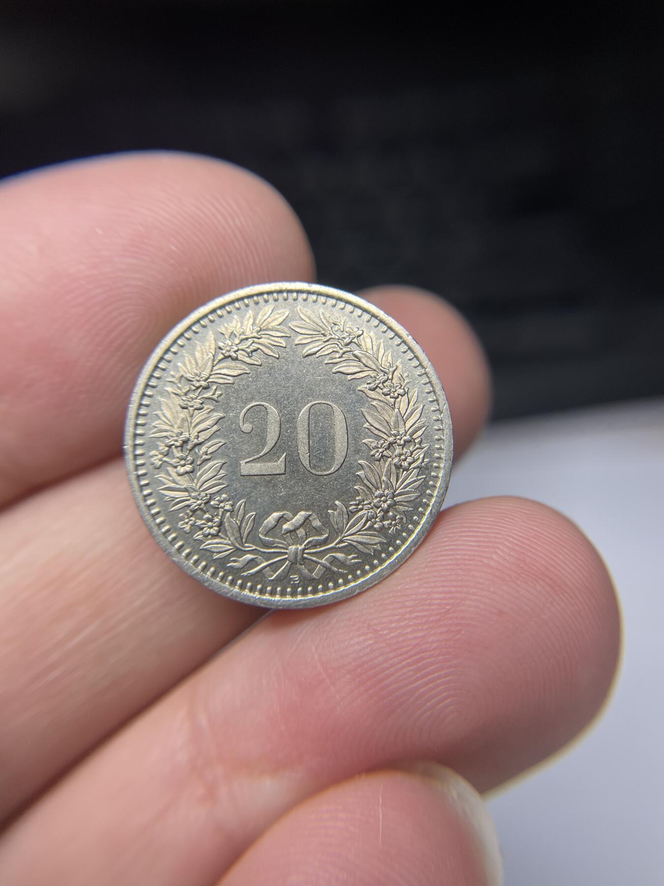 2025年集古藏今外币拍卖第九期-第2场—（总第272拍），可以寄存60天，满160元包邮。 1994年瑞士20生丁