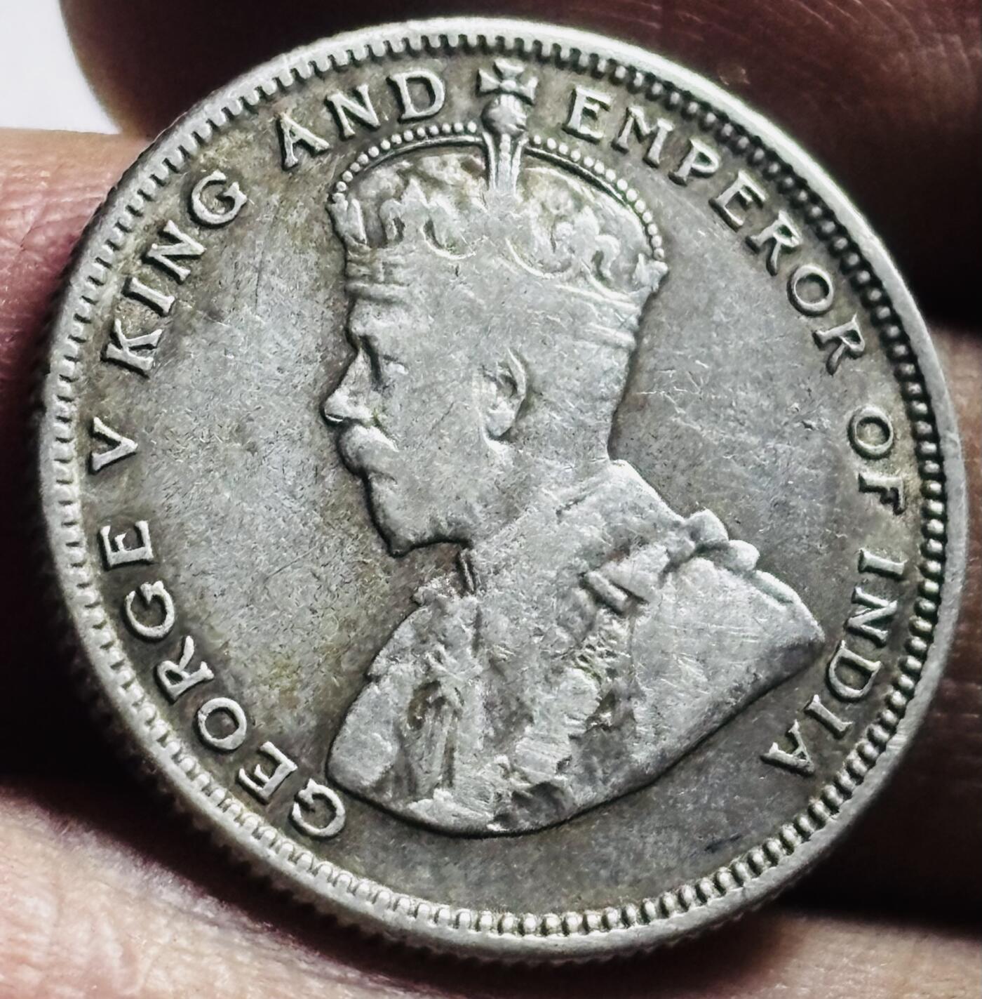 文馨钱币收藏第 273 场， 长期接收代拍品 美品 1926 年英属海峡乔治五世 20 分银币，第三版首发年 600 银