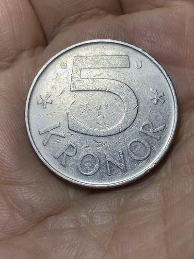 2025年第九十六场(总第一百二十二场）外国好品散币(免佣金) - 瑞典🇸🇪1983年5克朗(卡尔十六世古斯塔夫时期，第一版U标)
