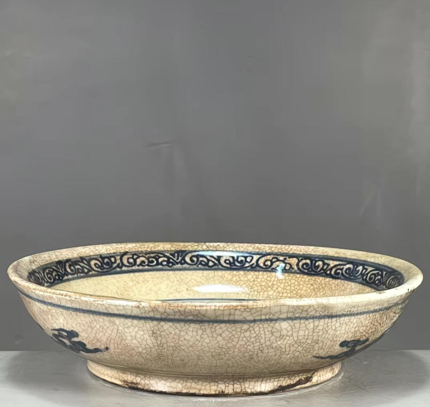 听雨轩  精品老旧瓷器限时专场 开片青花鬼谷子图纹盘