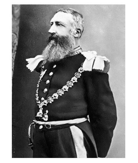 比利时1893年 利奥波德二世高浮雕精制带皇冠大镀金章 50MM