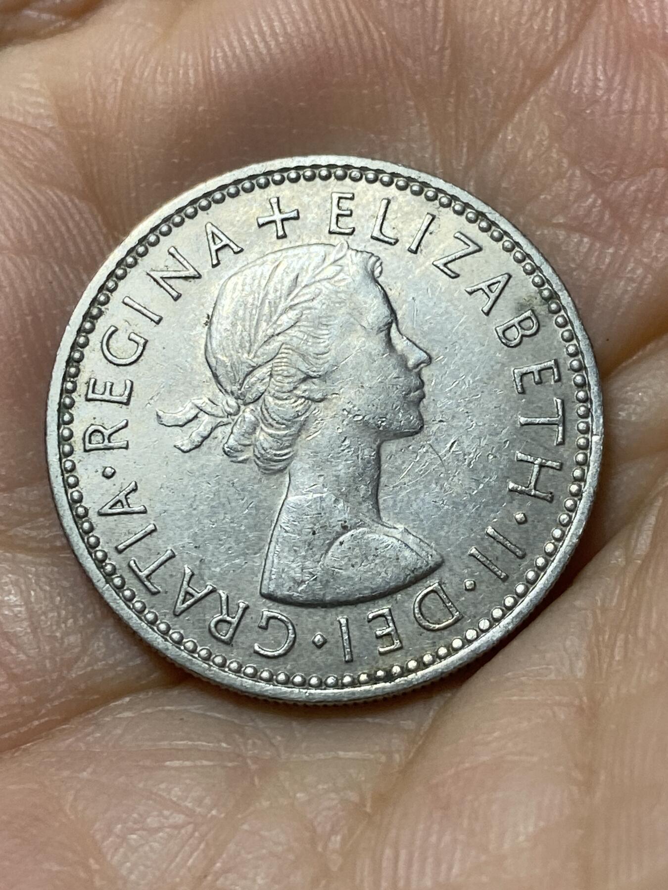 2025年第九十六场(总第一百二十二场）外国好品散币(免佣金) 英国🇬🇧1963年1先令(伊丽莎白二世青年桂冠，英格兰盾徽第二版)