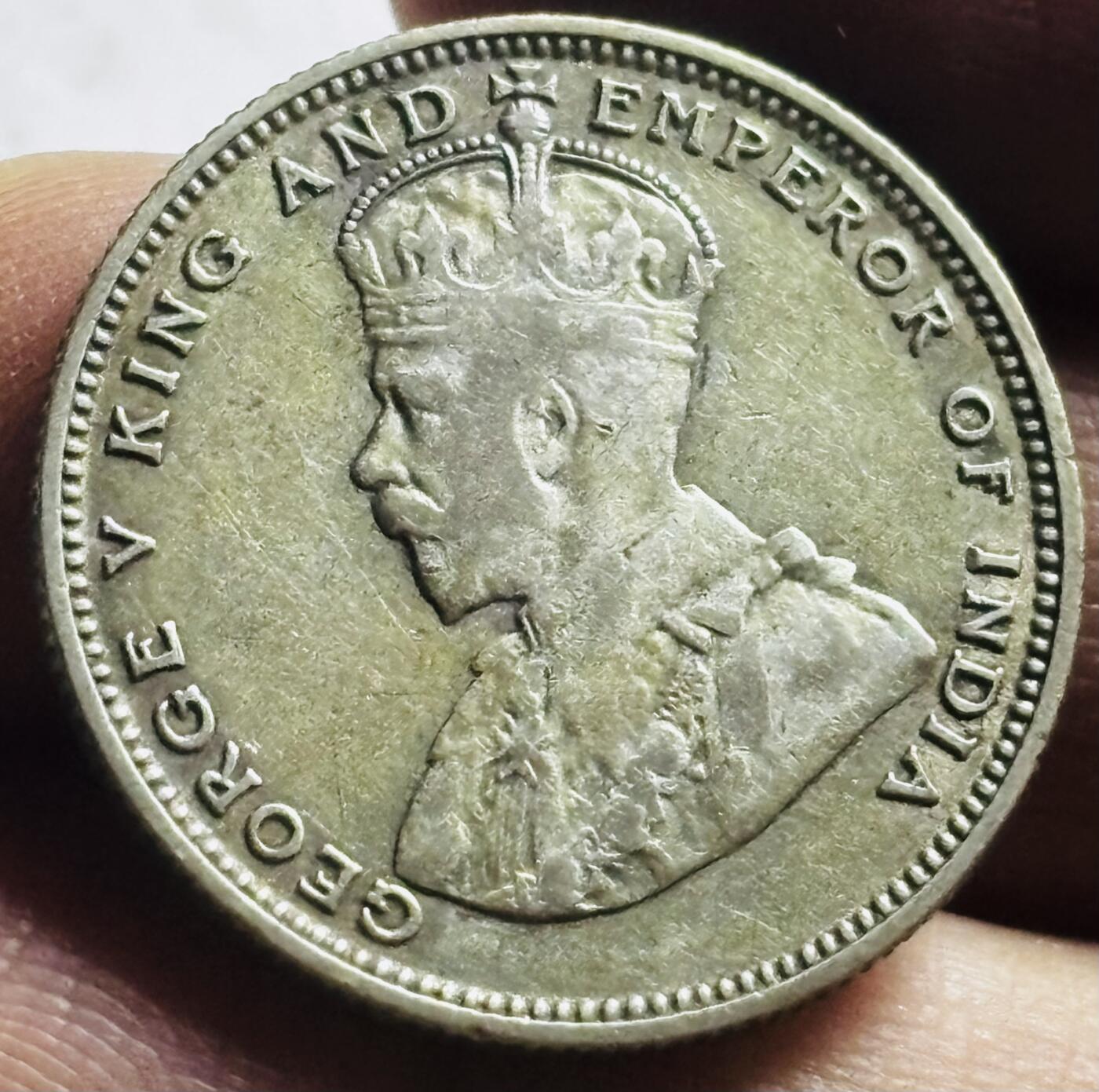 文馨钱币收藏第 273 场， 长期接收代拍品 美品 1927 年英属海峡乔治五世 20 分银币，第三版600 银