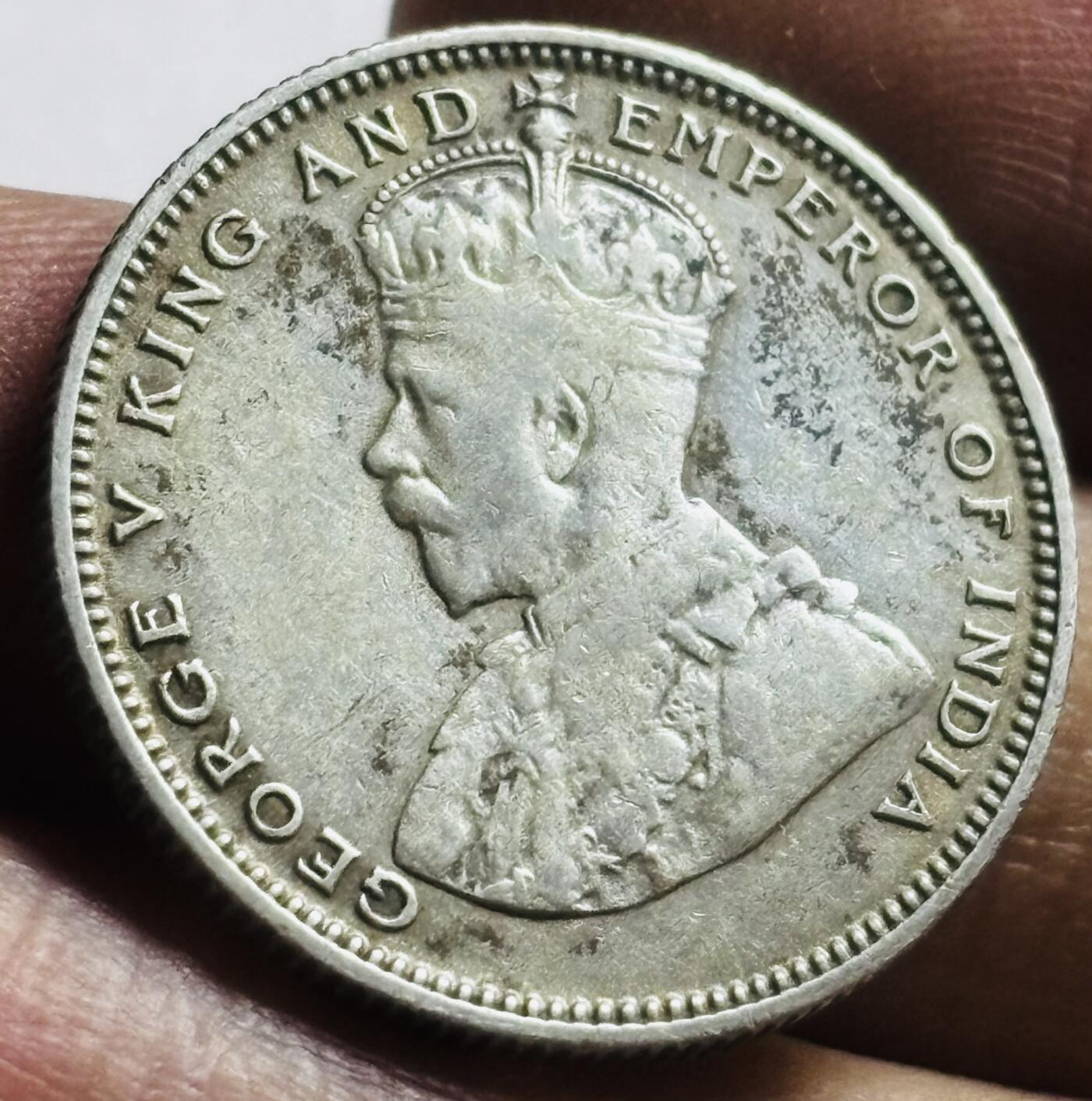 文馨钱币收藏第 273 场， 长期接收代拍品 美品 1927 年英属海峡乔治五世 20 分银币，第三版600 银