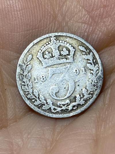 2025年第九十六场(总第一百二十二场）外国好品散币(免佣金) - 英国🇬🇧1891年3便士银币(维多利亚女王老年高冠，925银)
