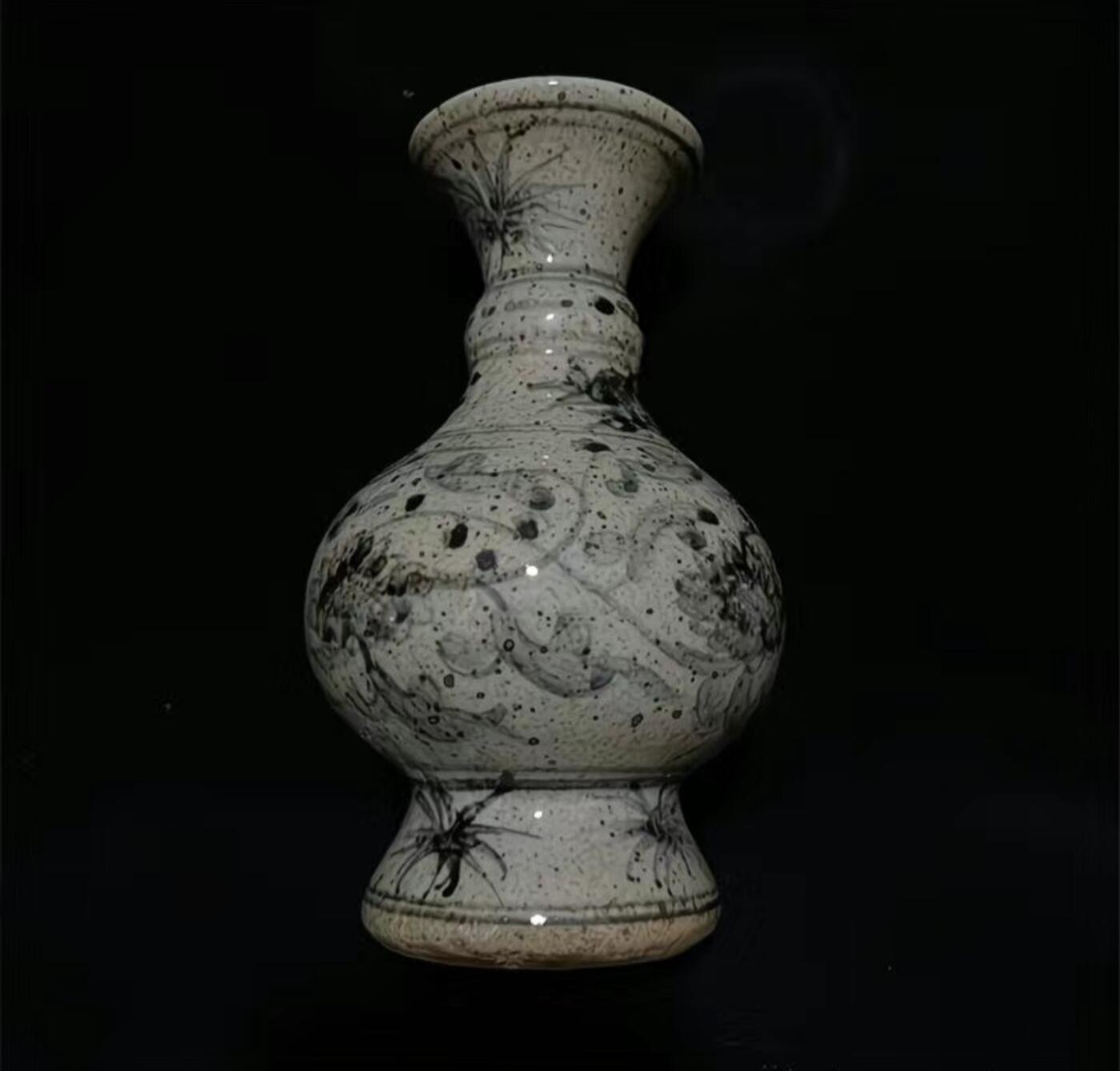 听雨轩  精品老旧瓷器限时专场 老瓷器 青花赏瓶 高18cm 口径11cm