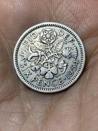 2025年第九十六场(总第一百二十二场）外国好品散币(免佣金) - 英国🇬🇧1954年6便士(伊丽莎白二世青年桂冠第二版，首发年)