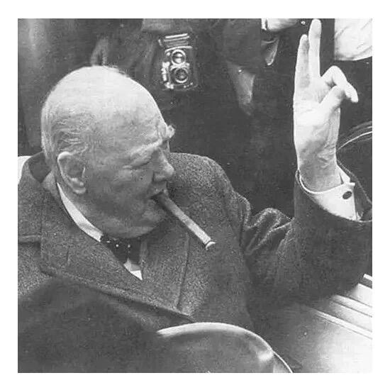 英国1965年二战首相丘吉尔米字旗彩色纪念币章 40MM