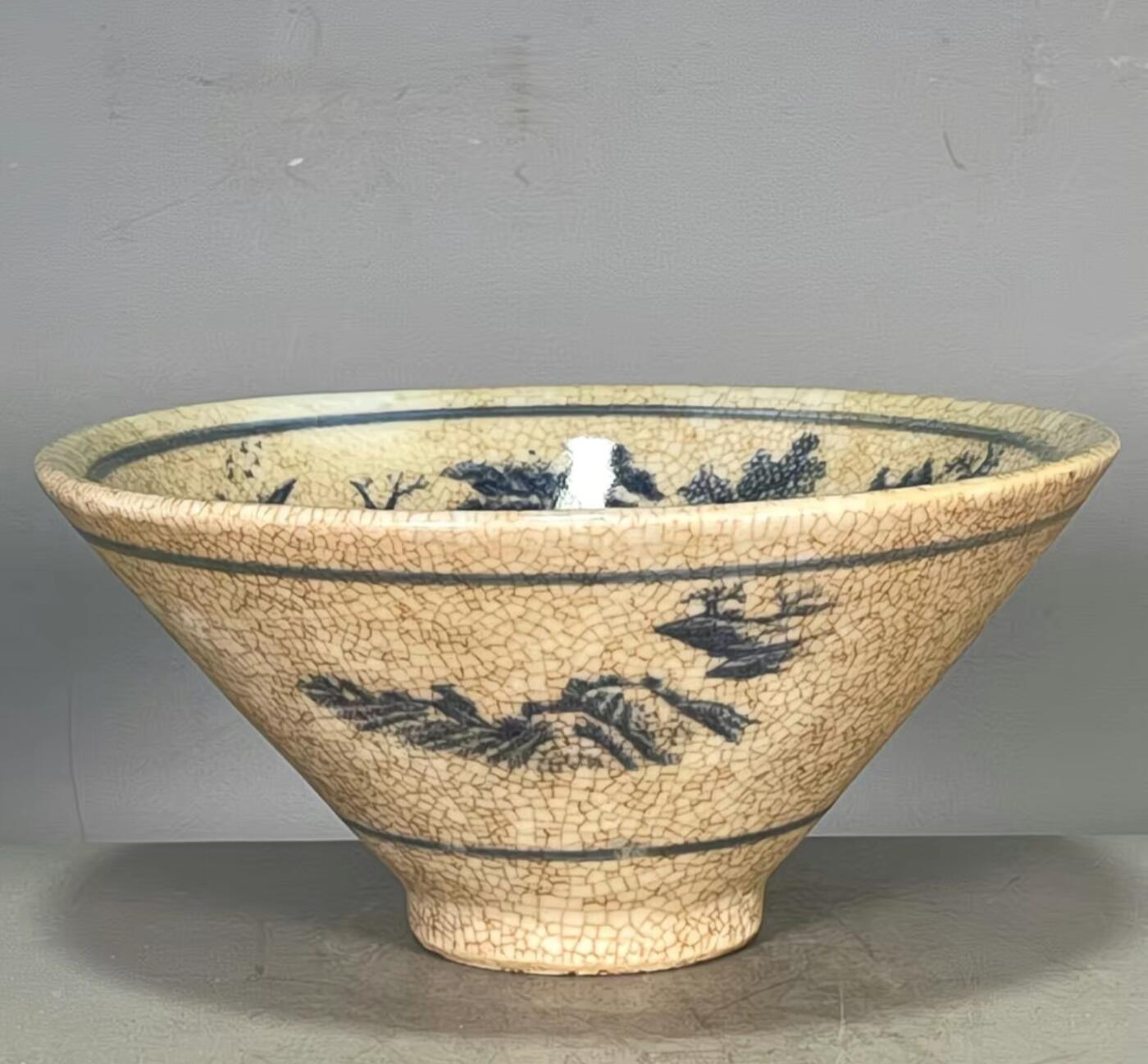听雨轩  精品老旧瓷器限时专场 青花开片天字斗笠龙纹碗