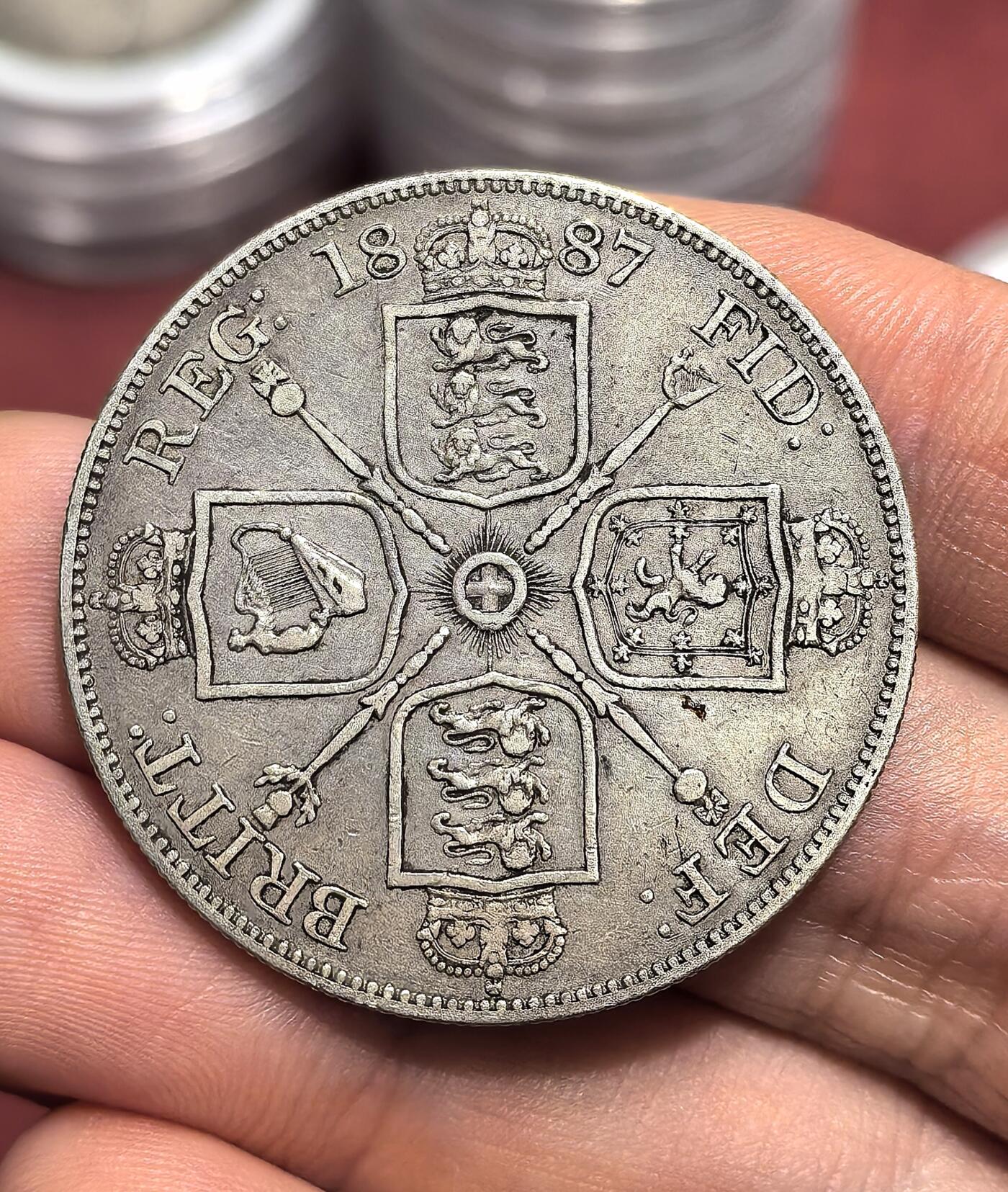 南宋泉阁俄币 外币 国币 专场第十七期 国庆中秋大拍 10.9发货【送拍无额外佣金】 英国 1887年 维多利亚女王 双弗洛林 四先令银币 味道不错 通货好品
