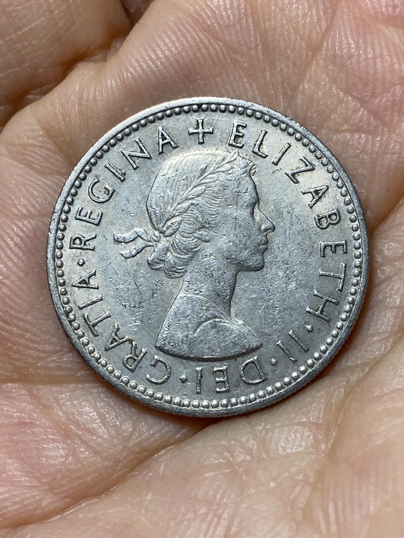 2025年第九十六场(总第一百二十二场）外国好品散币(免佣金) 英国🇬🇧1964年1先令(伊丽莎白二世青年桂冠，英格兰盾徽版第二版)