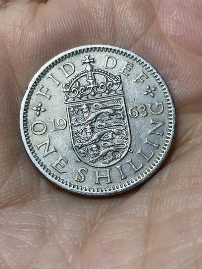 2025年第九十六场(总第一百二十二场）外国好品散币(免佣金) - 英国🇬🇧1963年1先令(伊丽莎白二世青年桂冠，英格兰盾徽第二版)