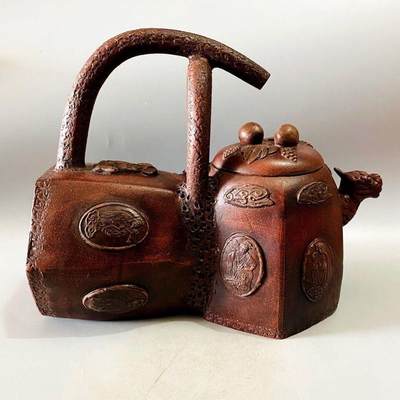  精品紫砂壶专场 - 时大彬大师落款 八仙提梁紫砂壶