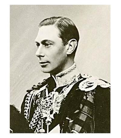 【旋风钱币】10月4日19:00准时开拍 精美欧洲币章 第三帝国货币等 全场包邮！  英国1944年 二战期间乔治六世镀金高浮雕精制币章吊坠 26MM