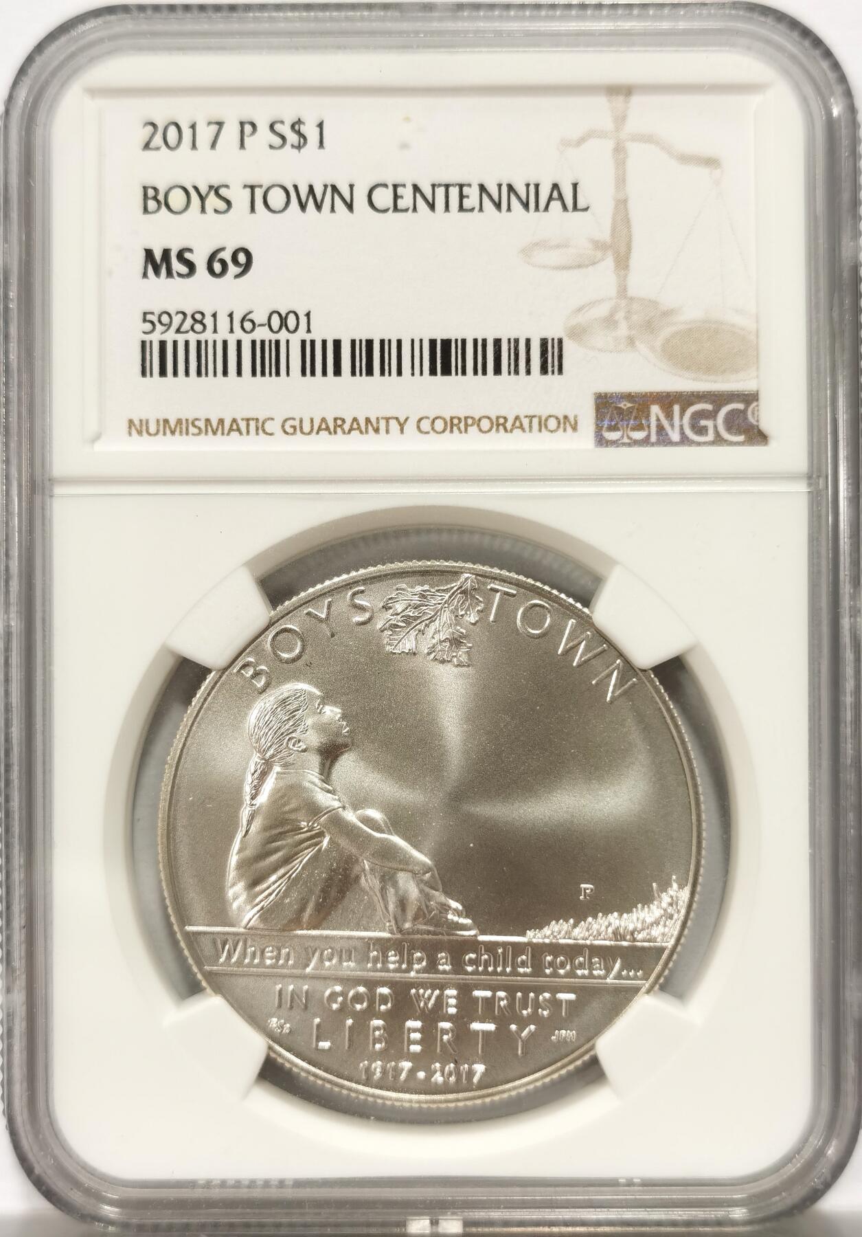 博洋堂“良辰美钰”中秋国庆双节精品专场暨第141期（全场包邮） NGC MS69 美国2017年男孩镇建立百年1美元纪念银币，发行仅12307枚，只有pf精制版的接近1/3，市场上非常稀少，2019年克劳斯世界硬币大赛-最富激情币。币面清爽干净又漂亮，状态一流，亚军分。性价比极高，币和70分比无任何缺陷，几乎无差别。