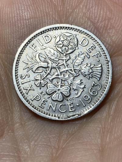 2025年第九十六场(总第一百二十二场）外国好品散币(免佣金) - 英国🇬🇧1963年6便士(伊丽莎白二世青年桂冠，第二版)