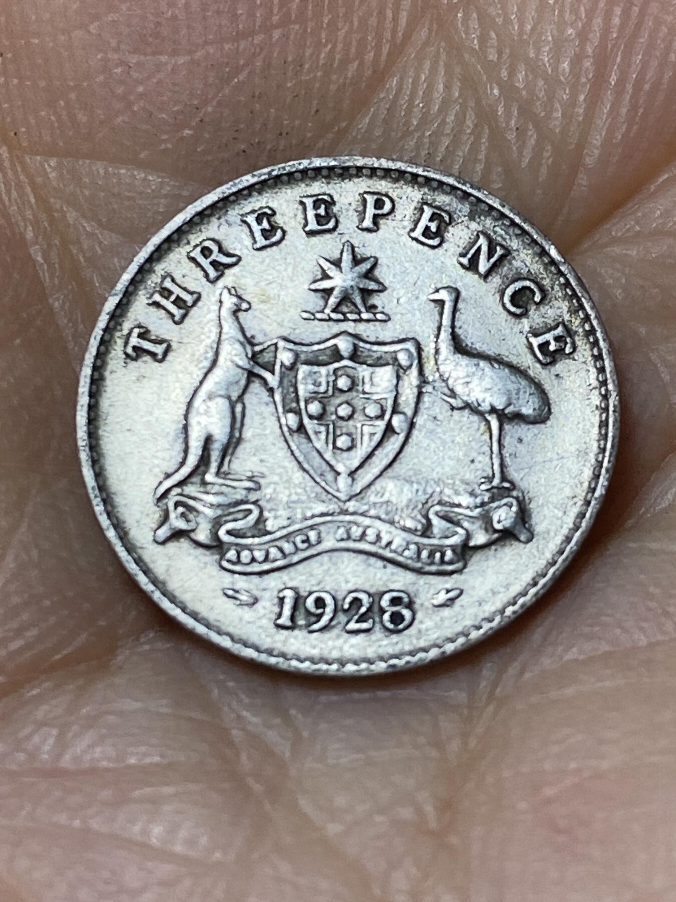 2025年第九十六场(总第一百二十二场）外国好品散币(免佣金) 澳大利亚🇦🇺1928年3便士银币(乔治五世时期，m版墨尔本造，925银)