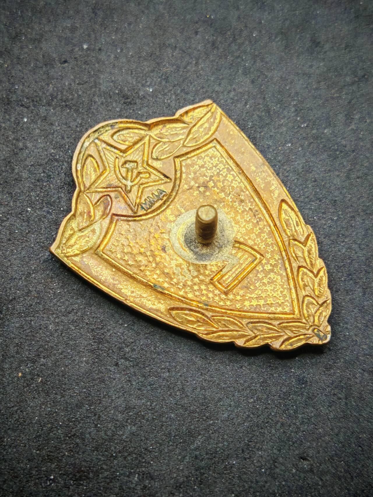 凯旋世界勋赏（第19期）（欢迎送拍）（对拍品有疑问请询问客服，不接受到手刀，出价默认拍品品相。请认真阅读拍卖规则！出价默认已认可！）（收到货请录制开箱视频，无视频概不处理问题。） 士兵和士官二等