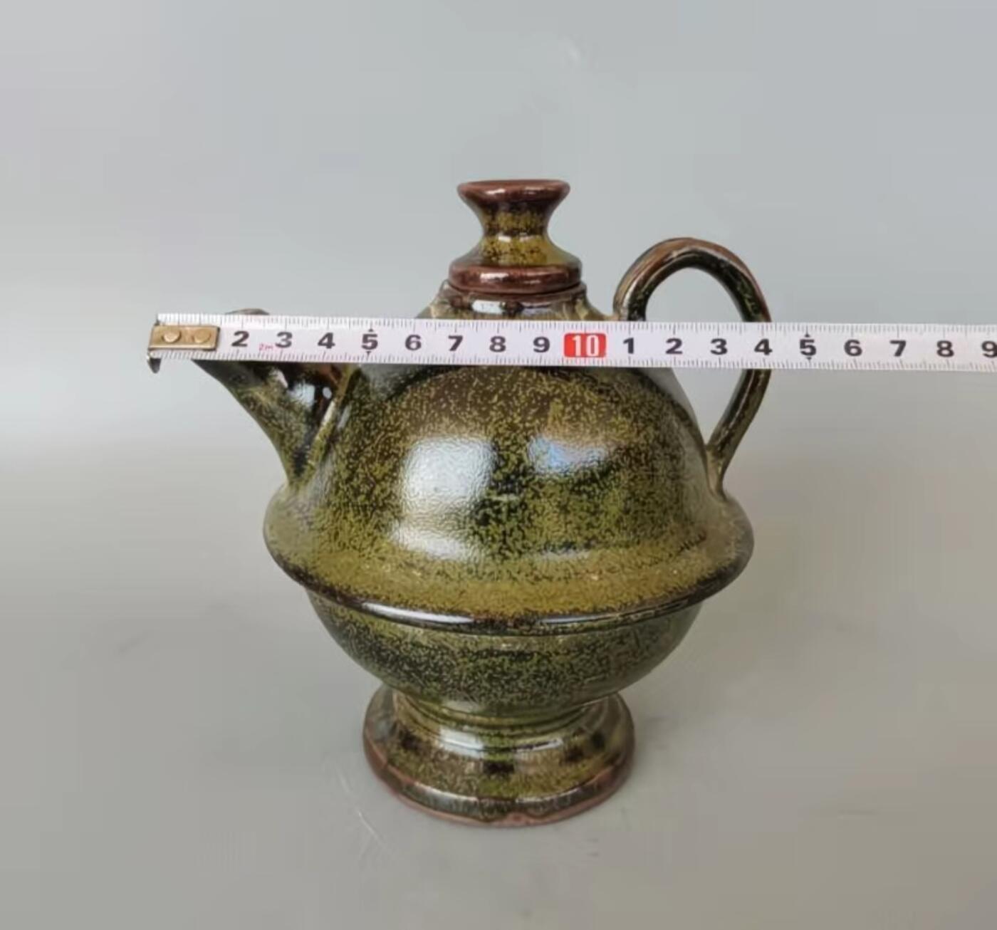 听雨轩  精品老旧瓷器限时专场 越窑茶叶沫釉壶 