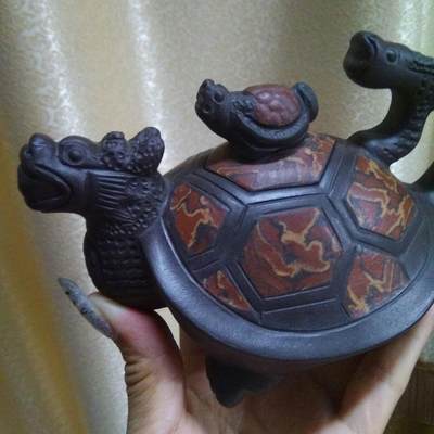  精品紫砂壶专场 - 吴盘君大师落款 龙龟紫砂壶
