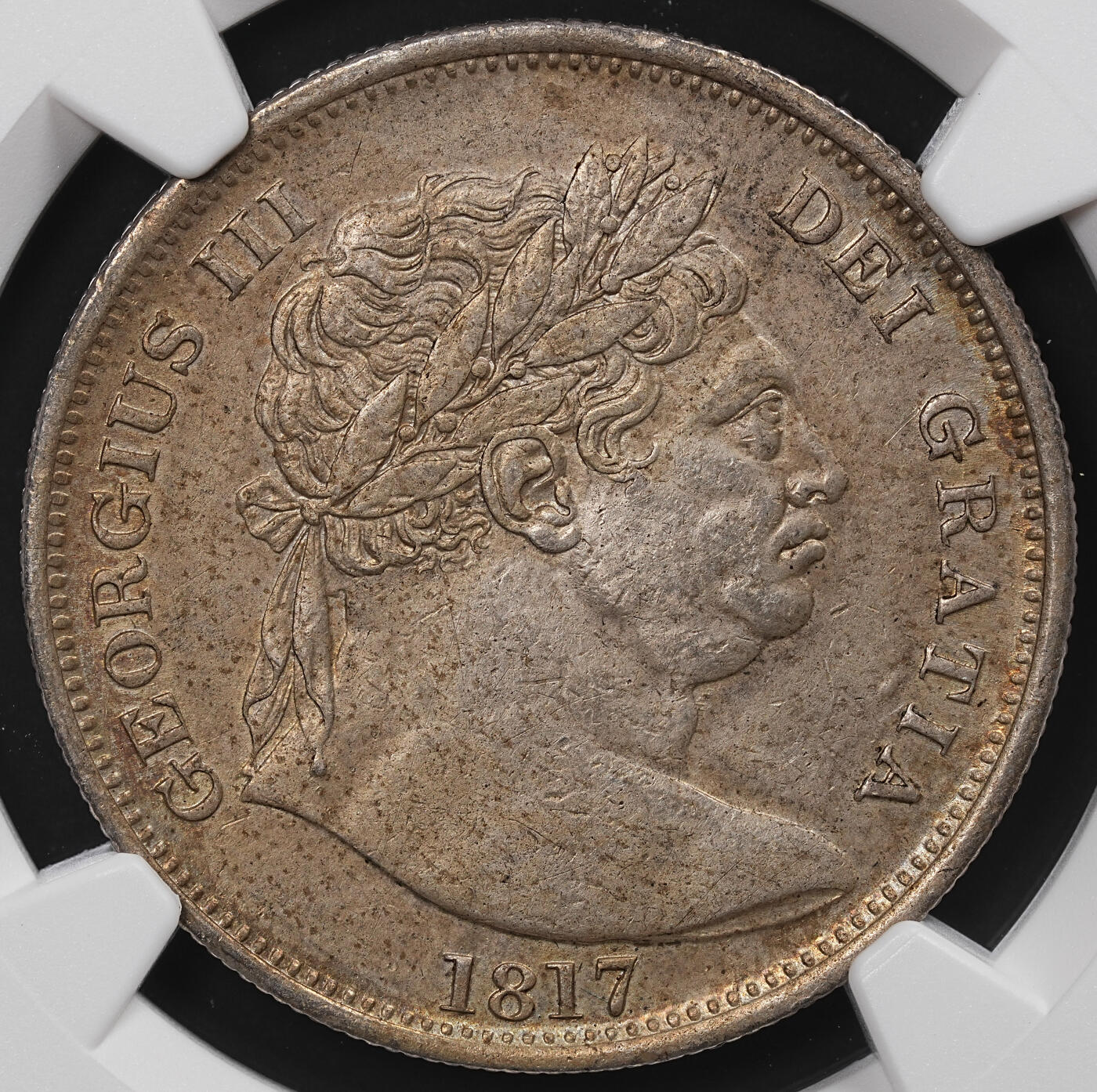 修遠堂世界钱币第八十六期 NGC AUD 1817年英国1/2克朗银币 大头像版