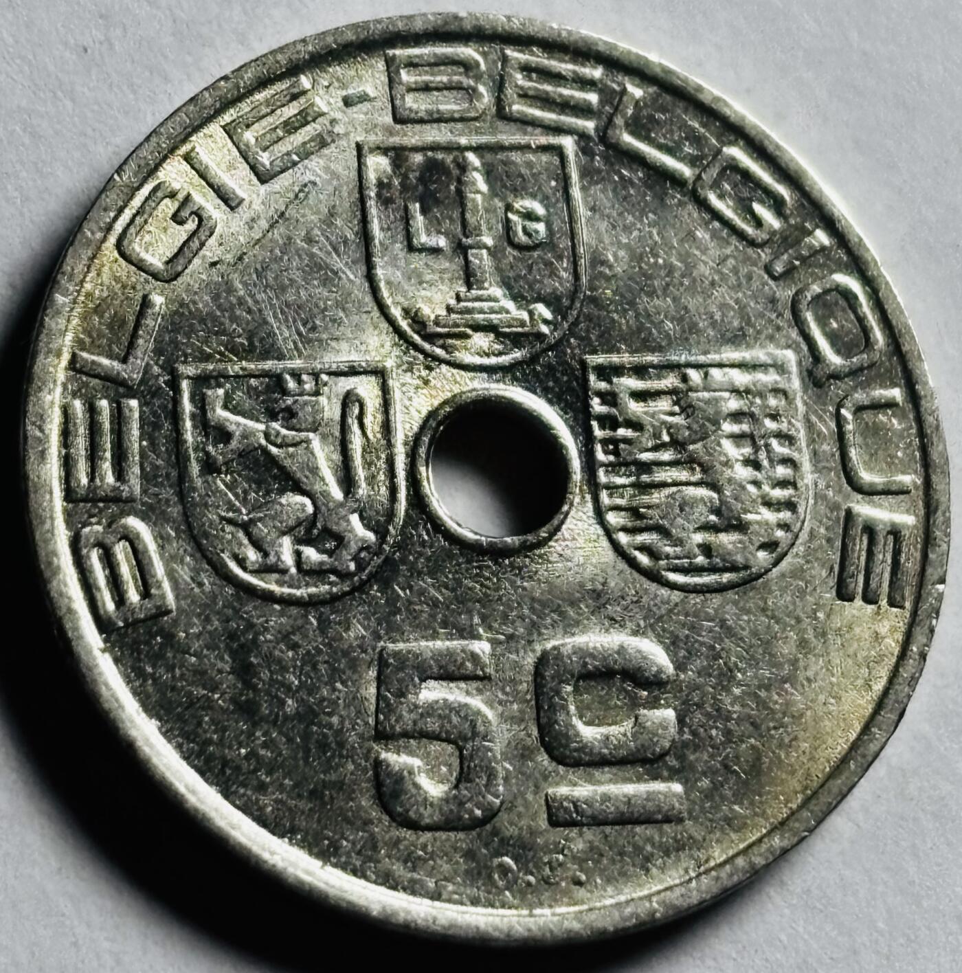 文馨钱币收藏第 273 场， 长期接收代拍品 少见带光美品 1940 年比利时二战时期利奥波德三世国王中孔 5 分，第三版首发年，只发行两年