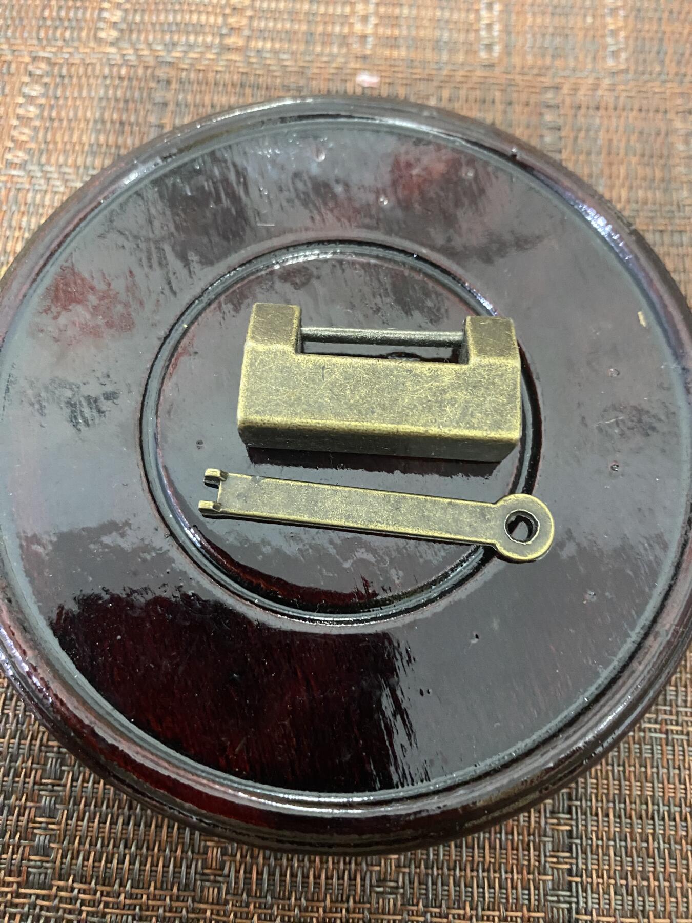 江南站09场杂项 小铜锁，带钥匙