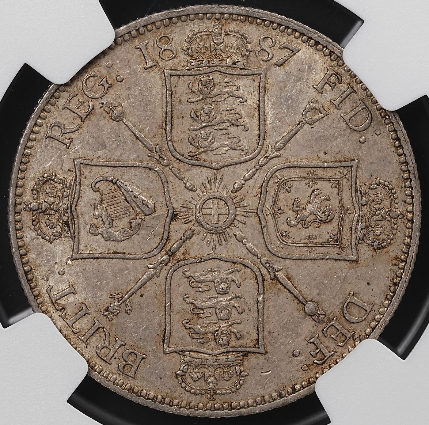 修遠堂世界钱币第八十六期 NGC AU58 1887年英国2先令银币
