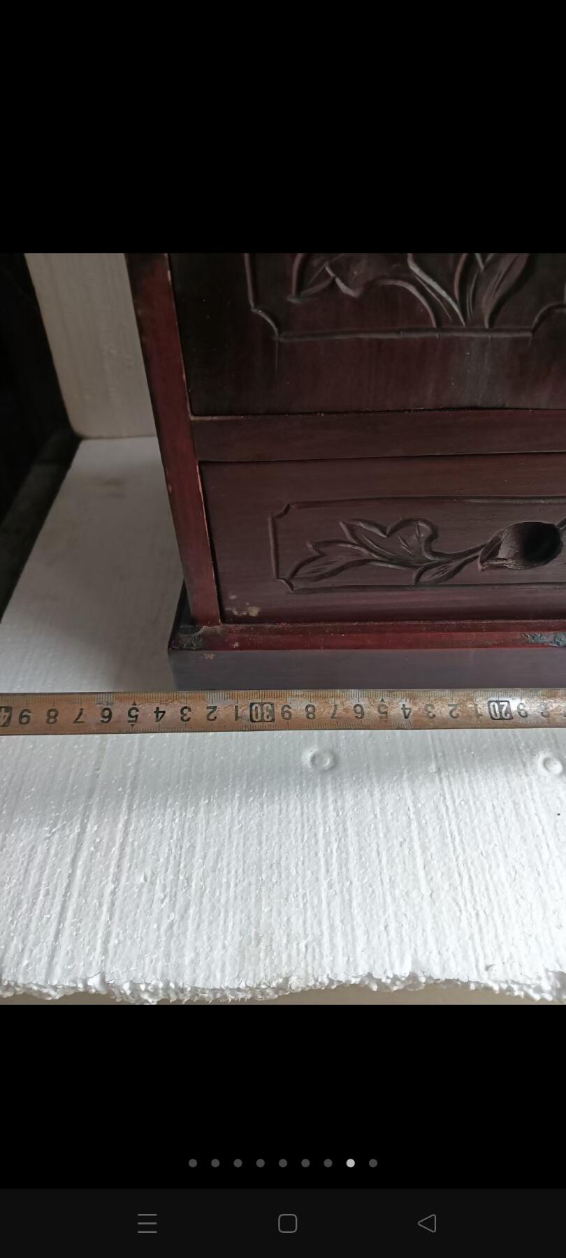 红木首饰盒，品相如图，带有雕工，重量足