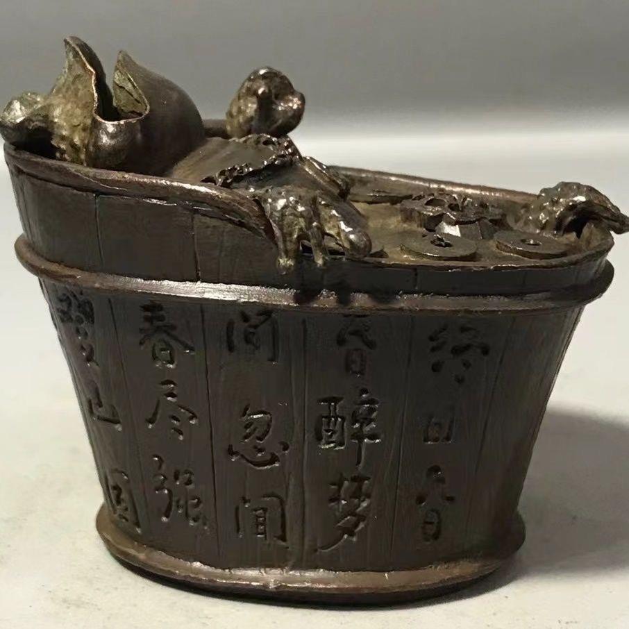 听雨轩 杂相4 招财金蟾香炉小摆件