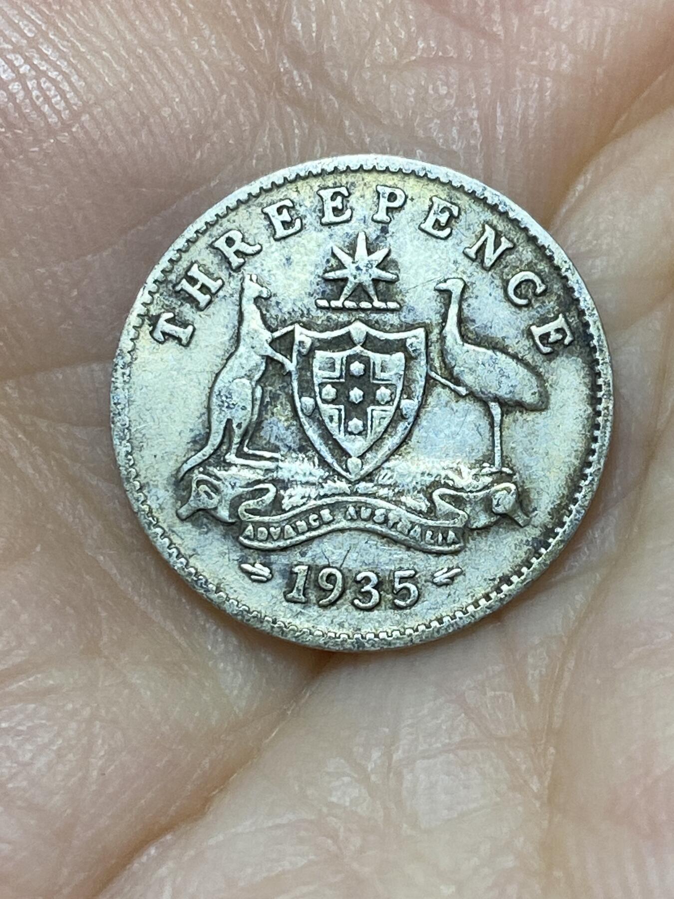 2025年第九十七场(总第一百二十三场）外国好品散币(免佣金) 澳大利亚🇦🇺1935年3便士银币(乔治五世时期，m版墨尔本造，925高银)