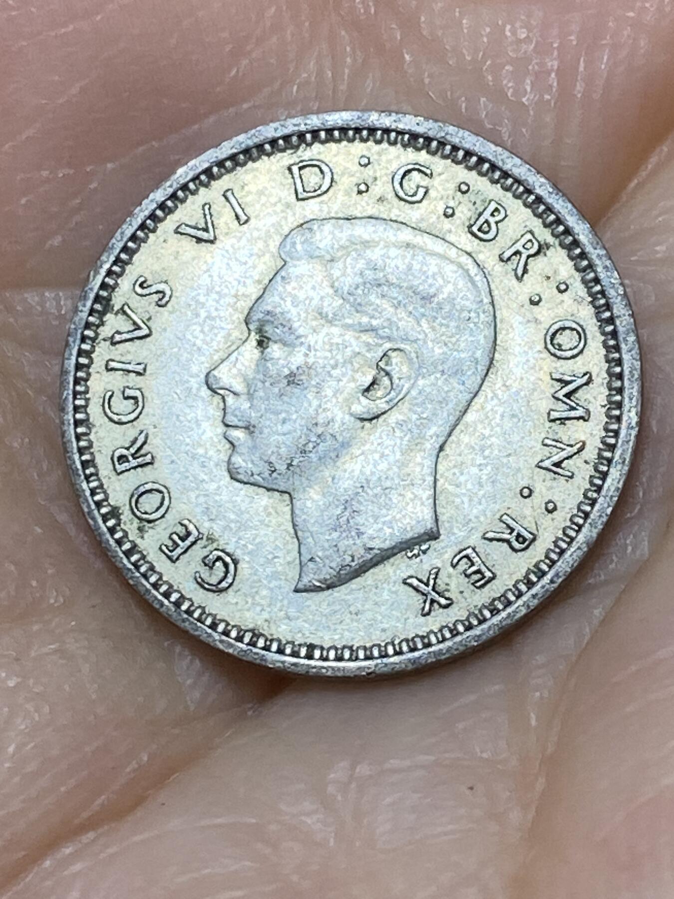 2025年第九十七场(总第一百二十三场）外国好品散币(免佣金) 英国🇬🇧1941年3便士银币(乔治六世第一版，500银)