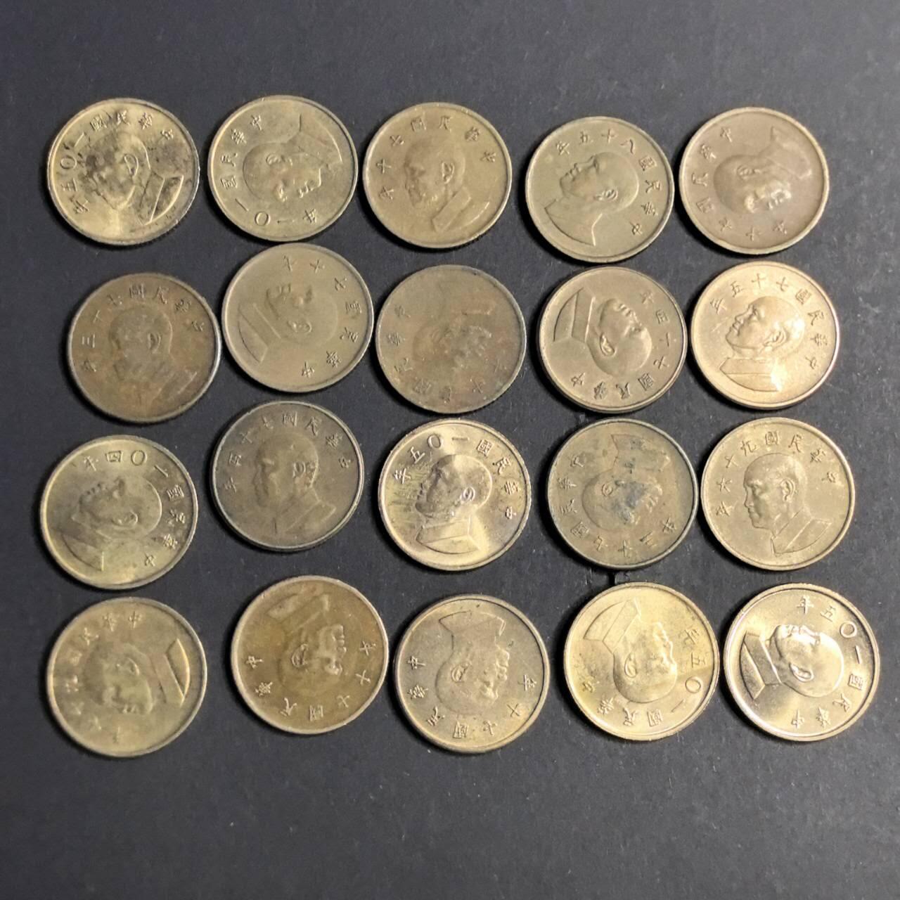 各国硬币 纸币 无佣金 宝岛1元 铜币20个